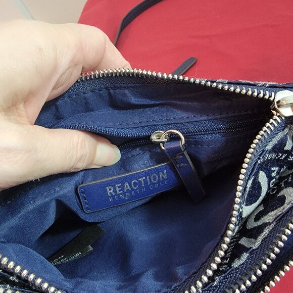Kenneth Cole Reaction Blue & Gray Signature Logo Crossbody Purse/Bag Sling - Picture 6 of 16